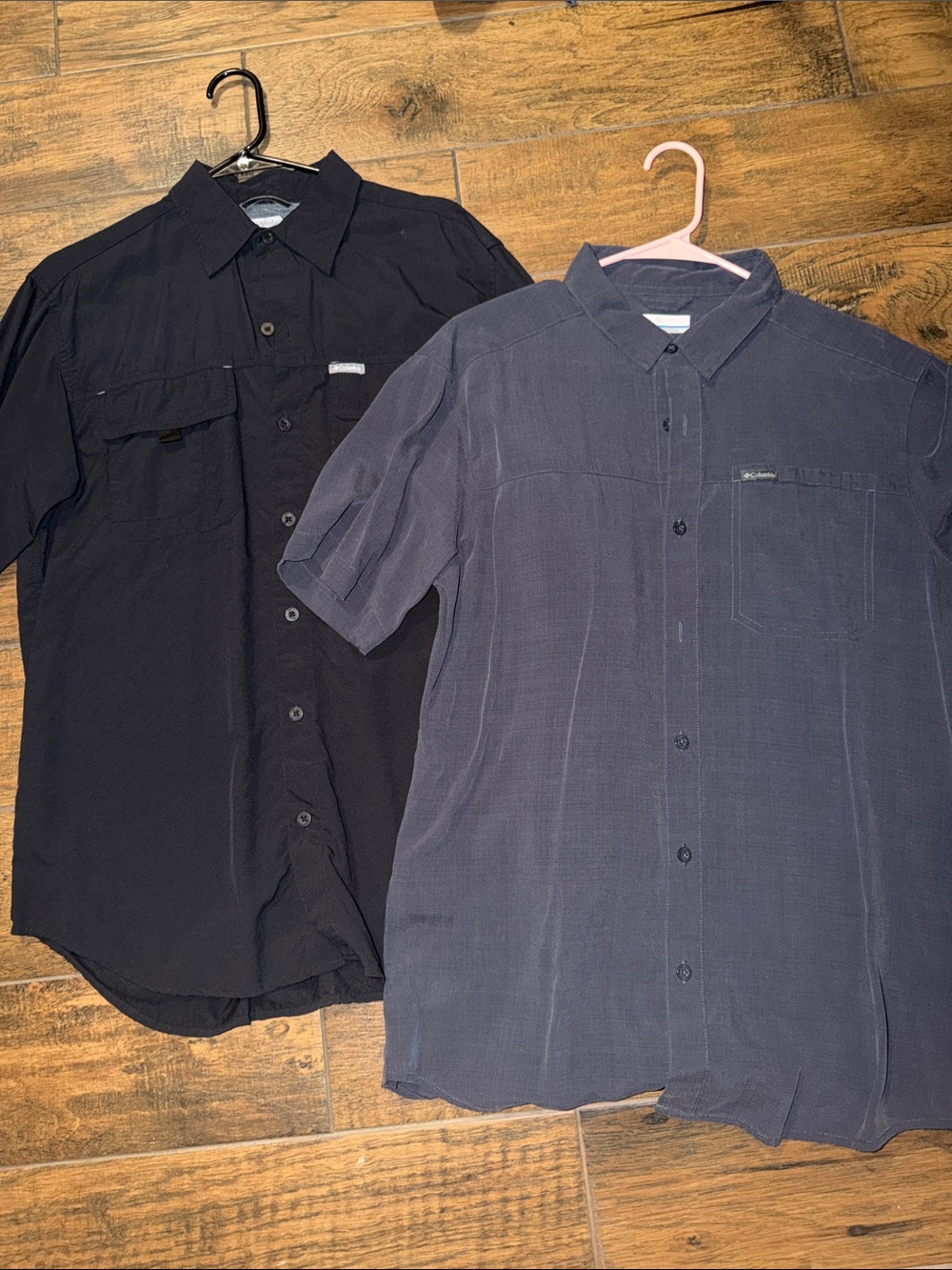 2-Columbia Men's Short Sleeve Button-Up Shirts - Black and Charcoal